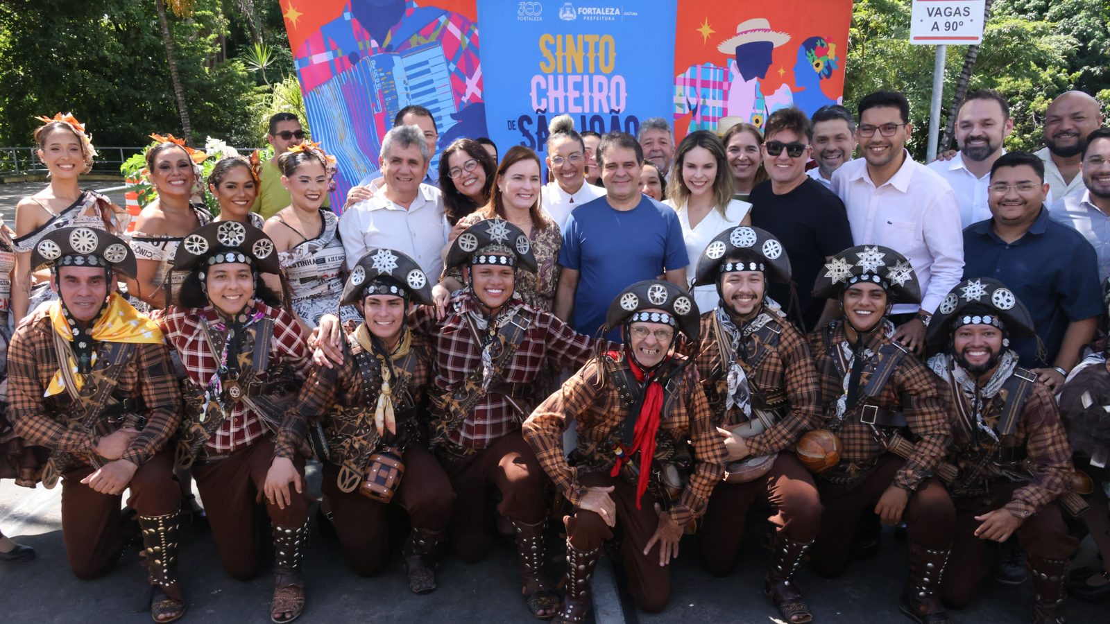 Grupo de quadrilha na programacao do Sao Joao de Fortaleza